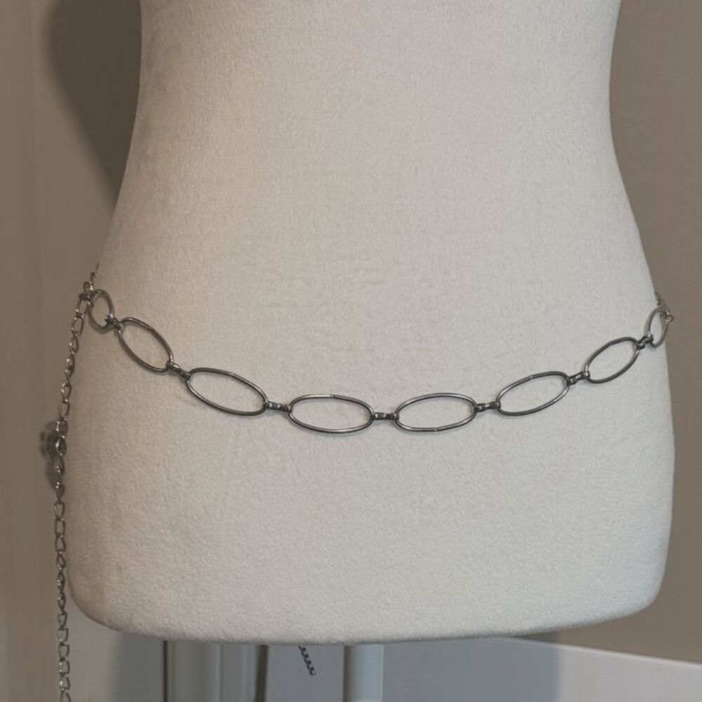 Y2K Silver Oval-Link Chain Waist Belt Approx 42” total length Adjustable